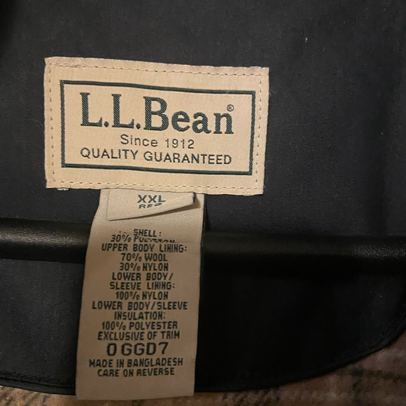 LL Bean Men's Stadium Coat - Picture 2 of 5
